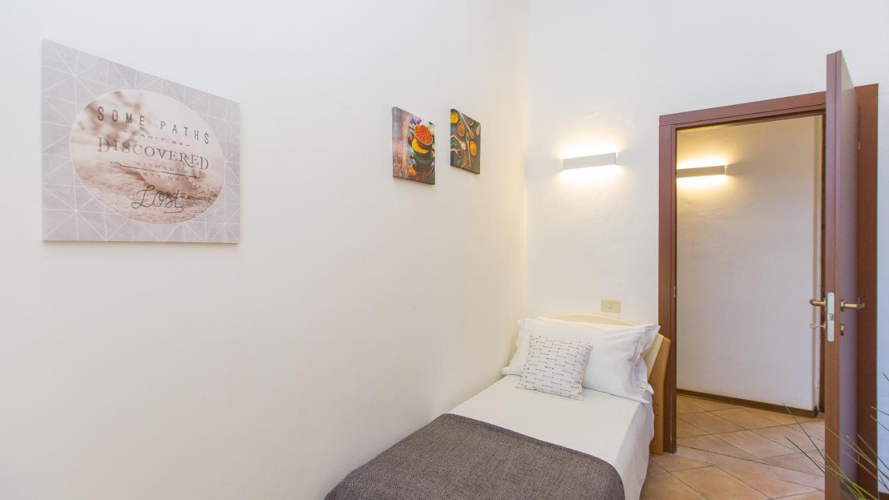 Rental In Rome - Santa Maria Novella Palace Florenţa Exterior foto